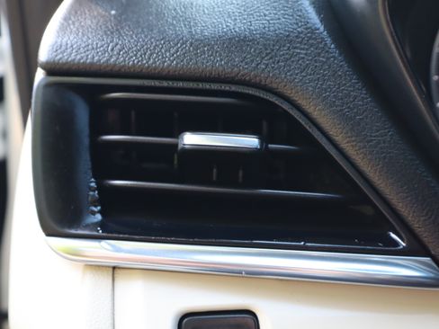 Used 2023 Cadillac CT4 Luxury RWD image 37