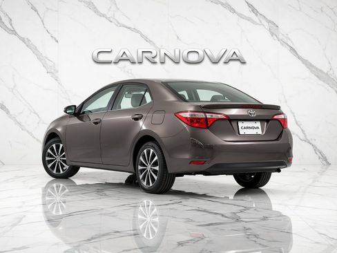 Used 2017 Toyota Corolla SE FWD image 4