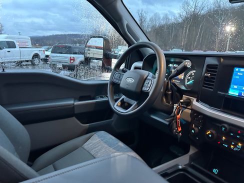 New 2026 Ford F550 4x4 Supercab Super Duty w/ XLT Value Package image 31