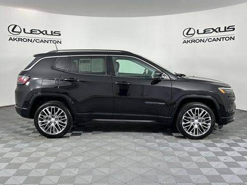 Used 2022 Jeep Compass Limited w/ Elite Group AWD/4WD image 5