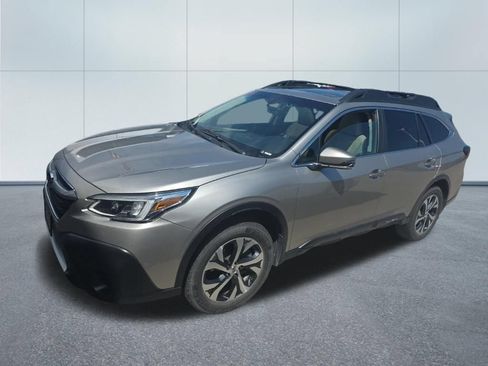 Used 2020 Subaru Outback Limited w/ Popular Package #2 AWD/4WD image 2