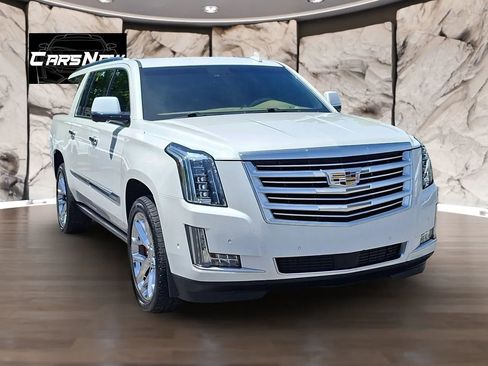 Used 2019 Cadillac Escalade ESV Platinum AWD/4WD image 1