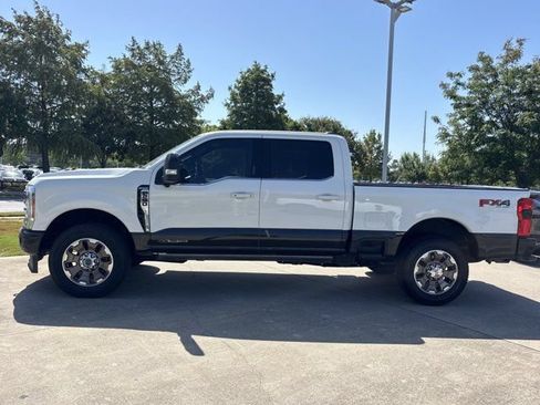 Used 2024 Ford F250 King Ranch w/ FX4 Off-Road Package AWD/4WD image 8