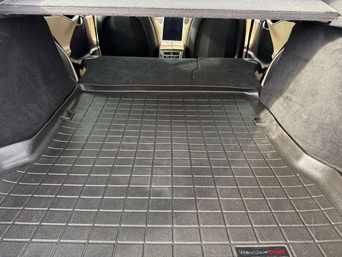 Used 2016 Tesla Model S 90D image 15