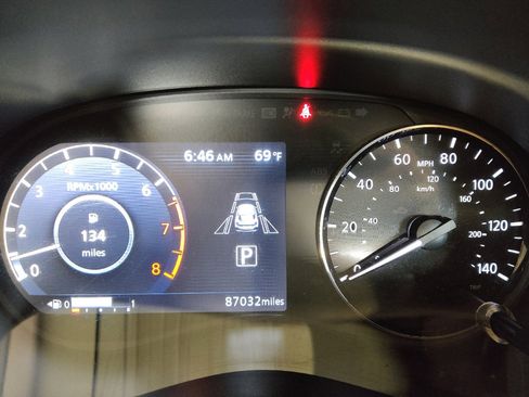Used 2021 Nissan Kicks SV FWD image 23