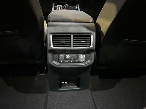 New 2026 Volkswagen Atlas SEL Premium R-Line AWD/4WD image 16