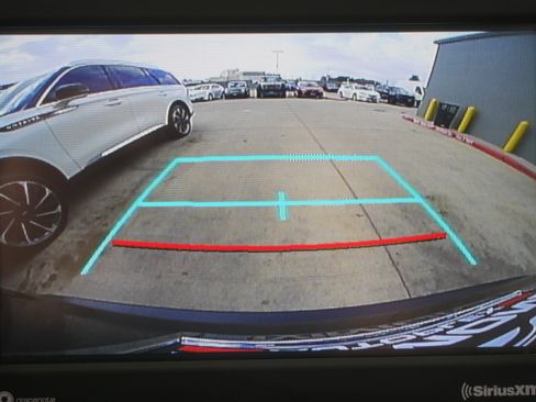 Used 2022 Toyota RAV4 LE image 16