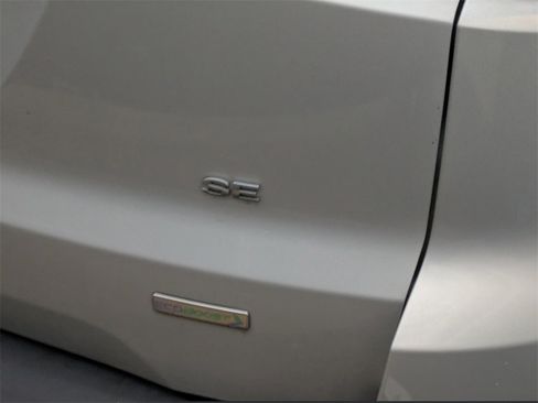 Used 2018 Ford EcoSport SE image 7