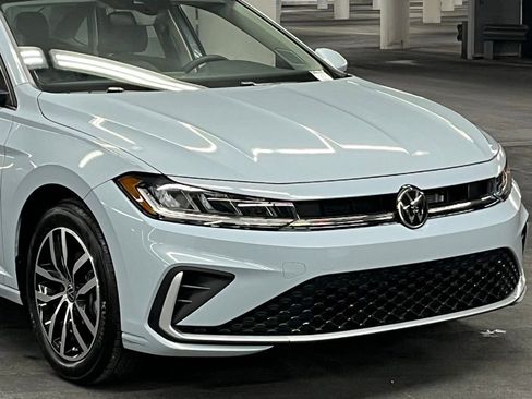 New 2025 Volkswagen Jetta SE image 40
