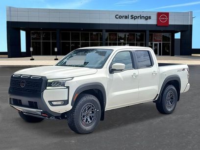New 2025 Nissan Frontier PRO-4X w/ Pro Convenience Package
