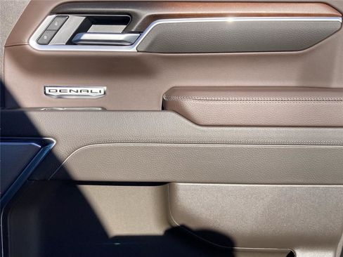 New 2026 GMC Sierra 1500 Denali AWD/4WD image 34