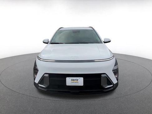 Used 2025 Hyundai Kona SEL image 4