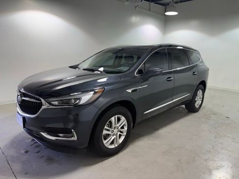 Used 2020 Buick Enclave Essence w/ LPO, Floor Liner Package FWD image 3
