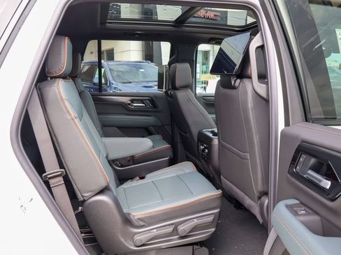 New 2026 GMC Yukon AT4 w/ AT4 Premium Plus Package AWD/4WD image 40