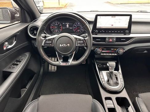 Used 2023 Kia Forte GT-Line w/ GT-Line Technology Package image 10