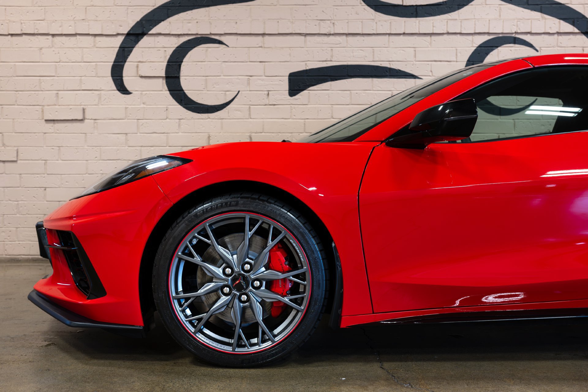Used 2025 Chevrolet Corvette Stingray Premium Cpe w/ Z51 Performance Package RWD image 23