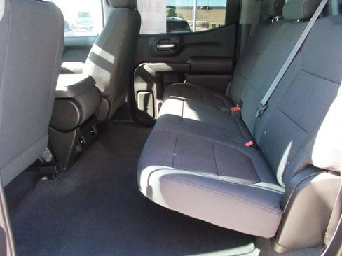 Used 2022 Chevrolet Silverado 1500 Custom image 11