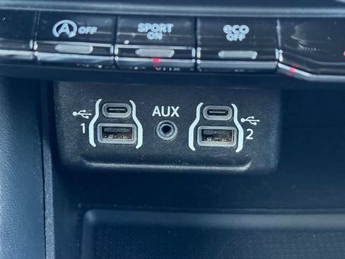 Used 2024 Dodge Durango GT AWD/4WD image 6