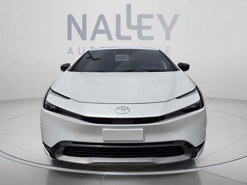 New 2026 Toyota Prius XLE FWD image 8