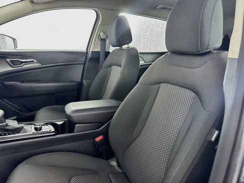 Used 2024 Kia Sportage LX FWD image 36