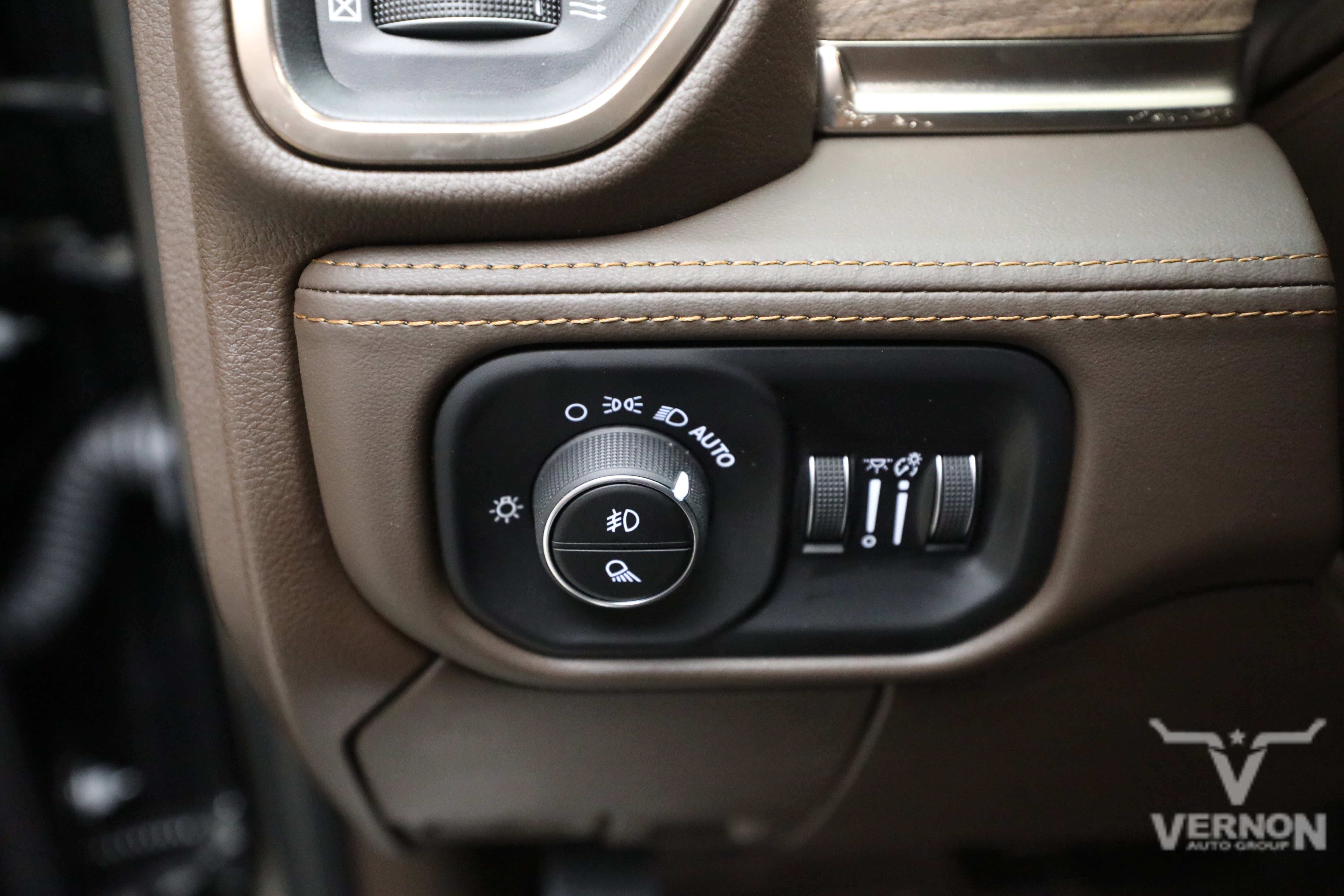 New 2027 RAM 2500 Limited AWD/4WD image 17