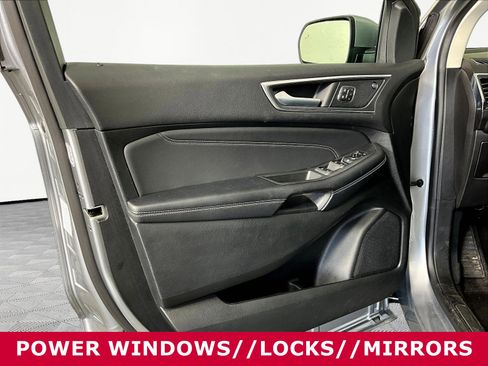 Used 2024 Ford Edge Titanium AWD/4WD image 17