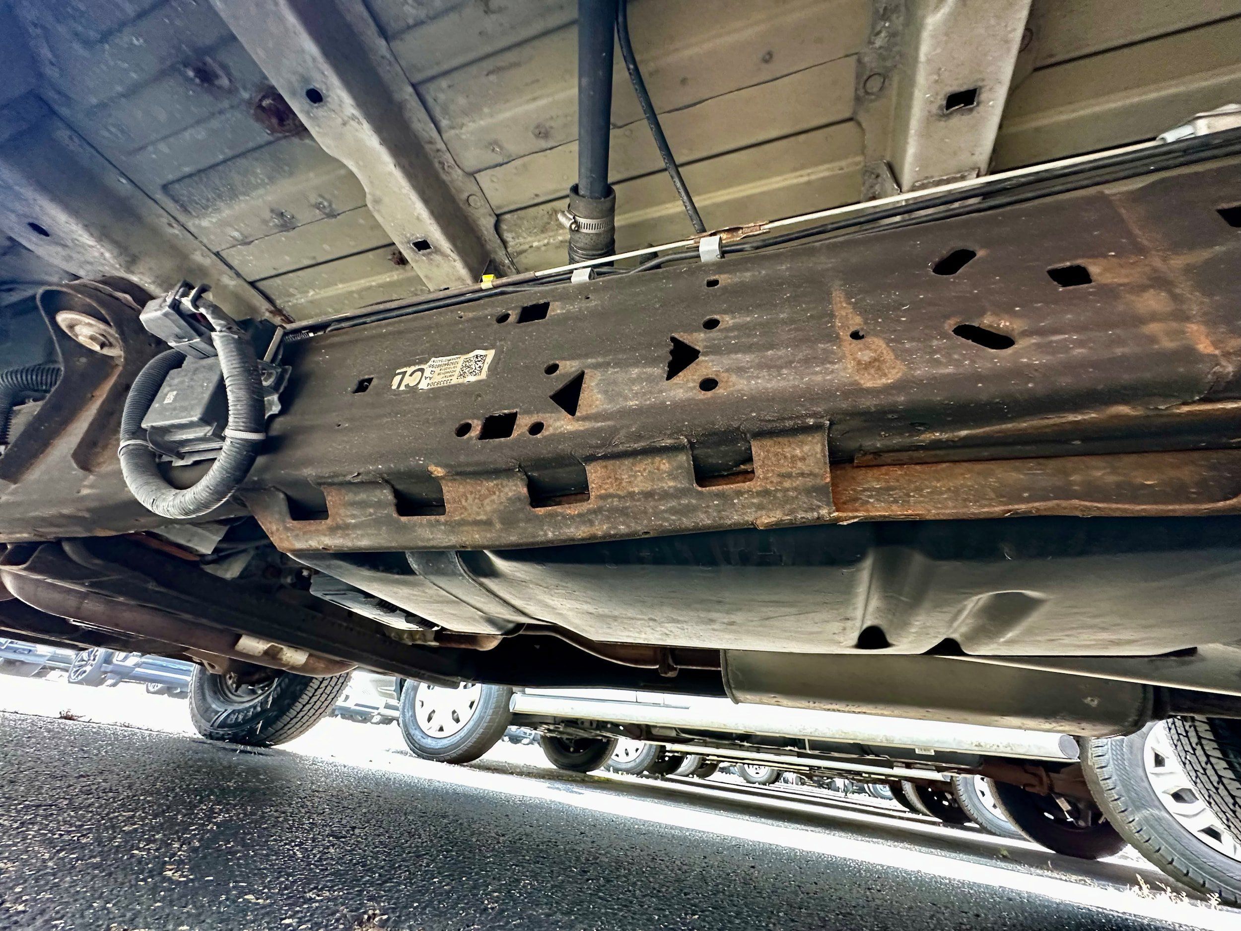 Used 2017 Chevrolet Express 2500 RWD image 23