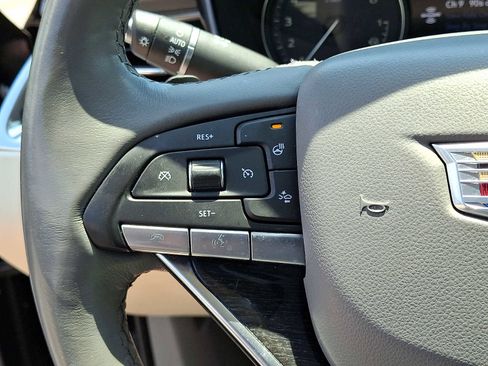 Used 2022 Cadillac XT6 Premium Luxury w/ Technology Package AWD/4WD image 23
