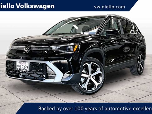Used 2025 Volkswagen Taos SEL image 1