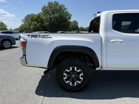 Used 2021 Toyota Tacoma TRD Off-Road RWD image 32