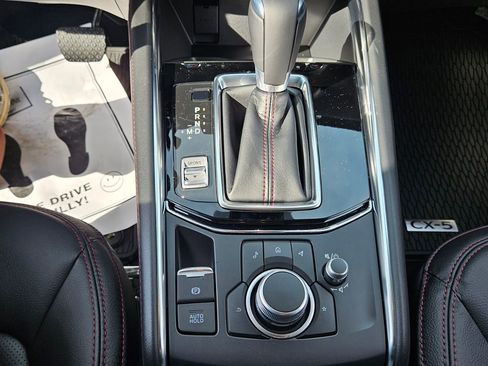 New 2025 MAZDA CX-5 Carbon Edition image 18