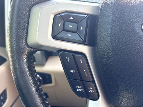 Used 2016 Ford F150 Lariat w/ Equipment Group 502A Luxury image 17