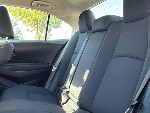 Used 2023 Toyota Corolla LE image 22