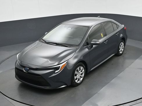 Used 2023 Toyota Corolla LE FWD image 56