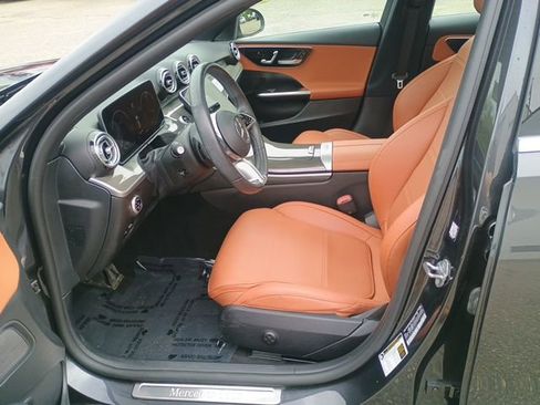 Used 2023 Mercedes-Benz C 300 4MATIC Sedan image 17