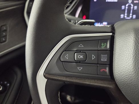 New 2026 Jeep Grand Cherokee L Limited RWD image 16