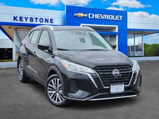 Used 2023 Nissan Kicks SV video 1