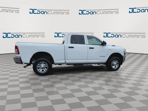 Used 2022 RAM 2500 Tradesman w/ Chrome Appearance Group AWD/4WD image 9