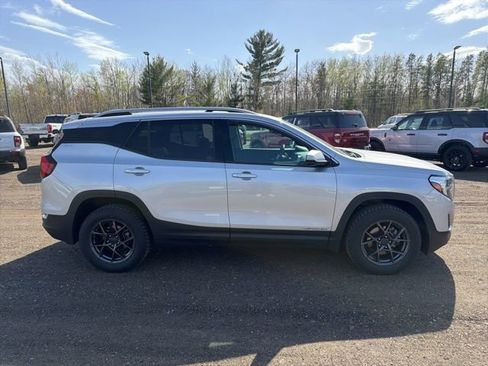 Used 2020 GMC Terrain SLT w/ Preferred Package AWD/4WD image 6