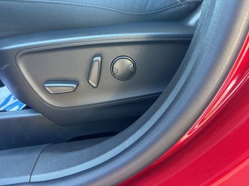 New 2025 Ford Escape Active w/ Active Premium Tech Pack image 27