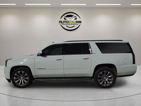 Used 2019 GMC Yukon XL SLT image 4