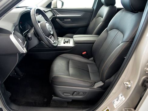 Certified 2024 MAZDA CX-90 3.3 Turbo w/ Preferred Package AWD/4WD image 15