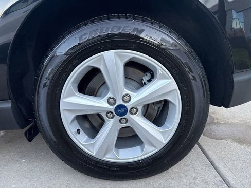 Used 2022 Ford Edge SE w/ Cargo Accessory Package image 48