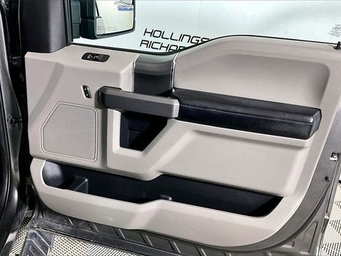 Used 2015 Ford F150 XLT w/ Equipment Group 301A Mid image 19