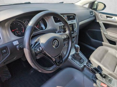 Used 2015 Volkswagen Golf TDI FWD image 9