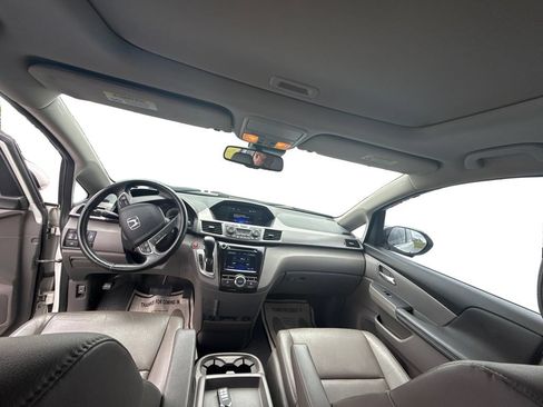 Used 2016 Honda Odyssey EX-L image 9