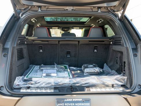 New 2025 Land Rover Range Rover Sport SV Edition Two image 25