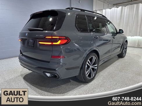 Certified 2026 BMW X7 xDrive40i w/ M Sport Package image 3