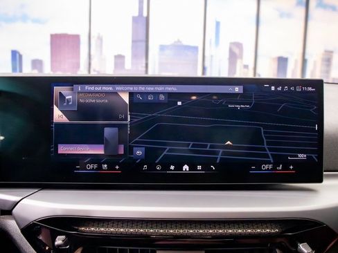 Used 2025 BMW 230i xDrive Coupe w/ Convenience Package image 18