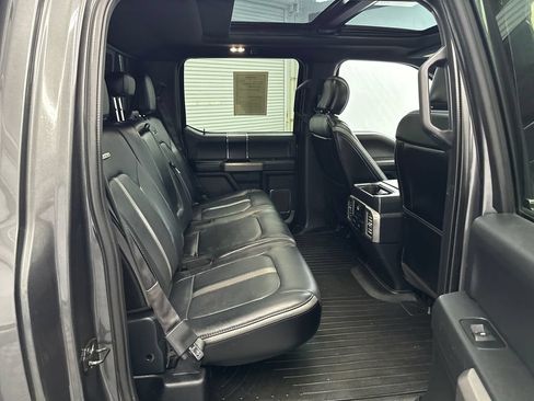 Used 2018 Ford F150 Platinum w/ Equipment Group 701A Luxury AWD/4WD image 17